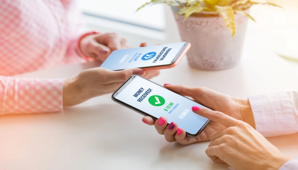 Instant Loan Apps vs Bank Loans